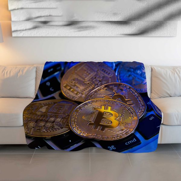 Dynamic Gold Bitcoin Comfort Blanket - Plush Crypto-Themed Throw with Vibrant Accents - Image 3
