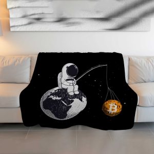 "To The Moon" Astronaut & Bitcoin Comforter - Cozy & Fluffy Crypto Space Bedding