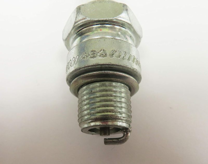 Champion 828M Pack Of 4 Copper Marine Spark Plugs (Ql77Jc4) - Image 4