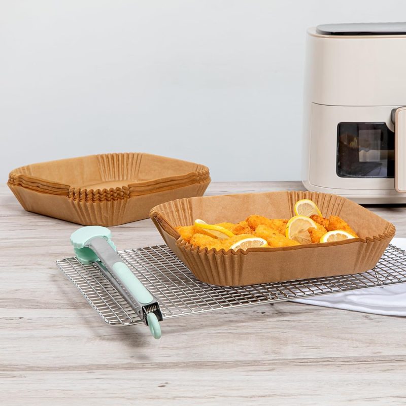 Restaurantware-Pastry Tek 8.1 X 8.1 X 1.8 Inch Air Fryer Liners - Image 4